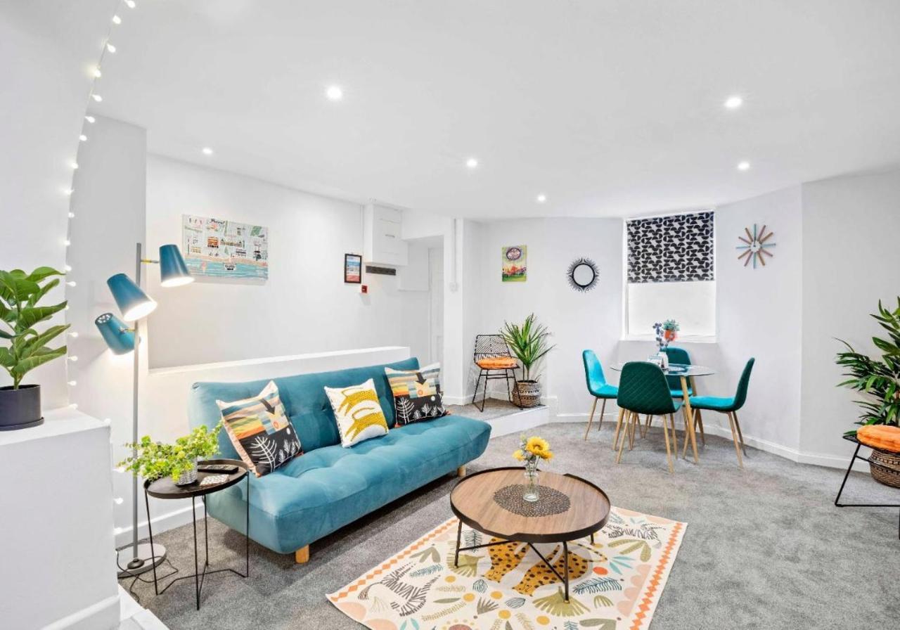 Queens Apartment - By My Getaways - Free Parking For One Car Brighton Exterior foto