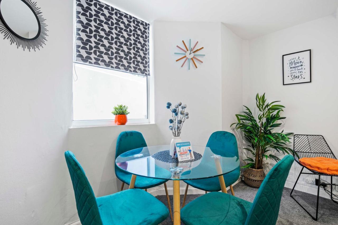 Queens Apartment - By My Getaways - Free Parking For One Car Brighton Exterior foto