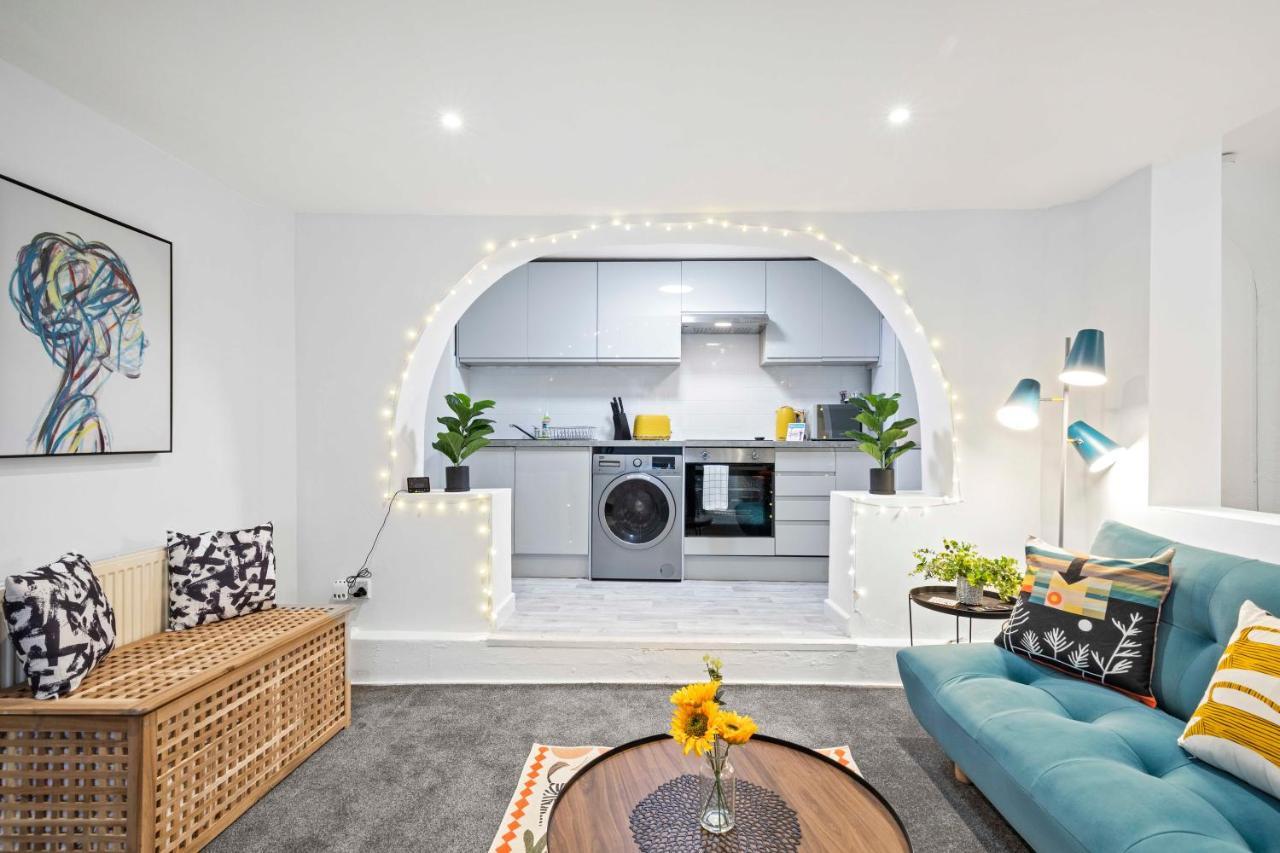 Queens Apartment - By My Getaways - Free Parking For One Car Brighton Exterior foto