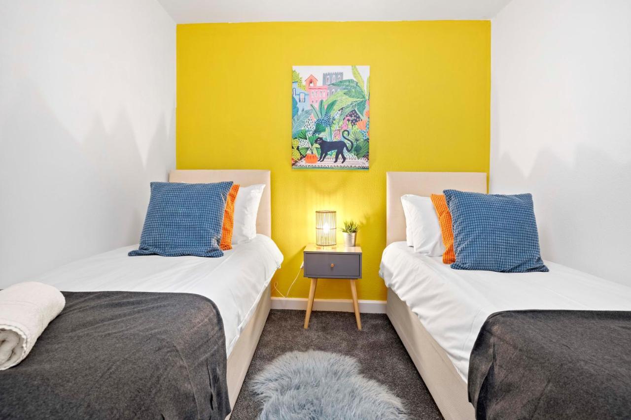 Queens Apartment - By My Getaways - Free Parking For One Car Brighton Exterior foto